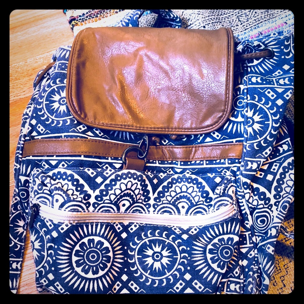 Free People-style back pack, brand Royale Chic